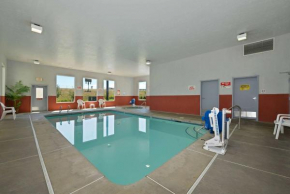 Super 8 by Wyndham Roseburg